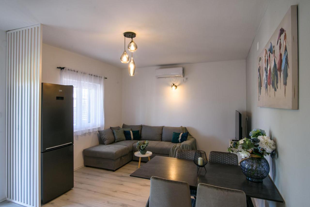 Luxury Apartment Hajdi Trogir Exteriör bild